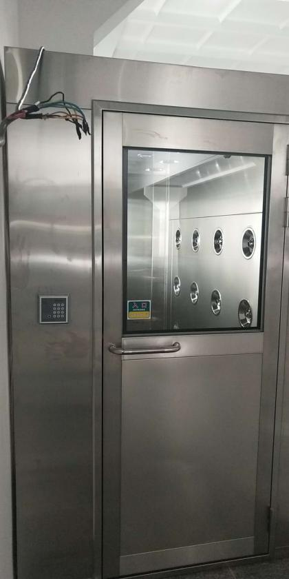 带门禁风淋室